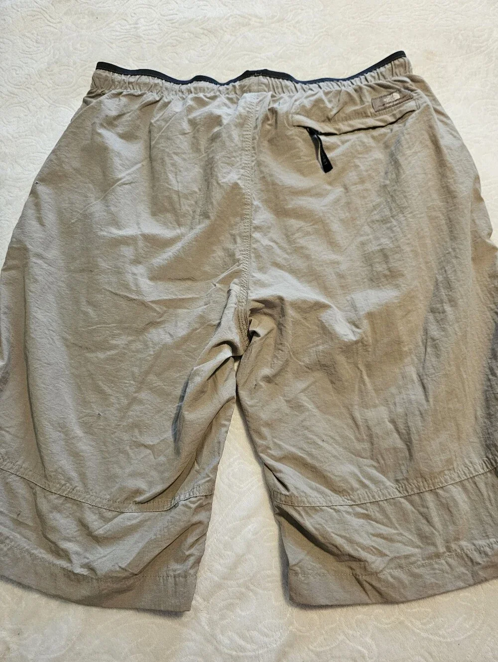 The North Face Men’s Large Hiking Shorts Khaki Tan Nylon Stow Pocket Packable L